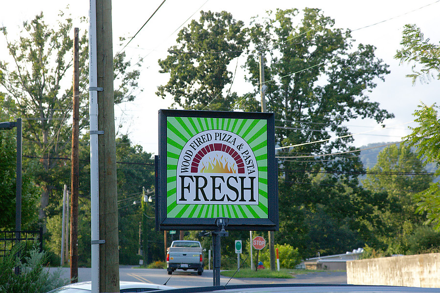 Fresh Pizza & Pasta in Black Mountain, NC is awesome