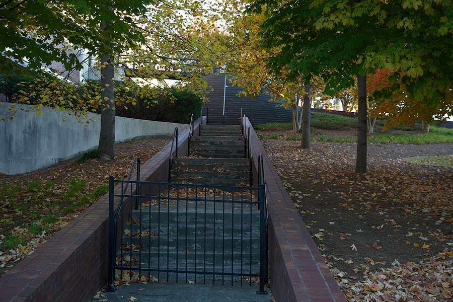 finally someone descided that these steps were a terrible idea and closed them off
