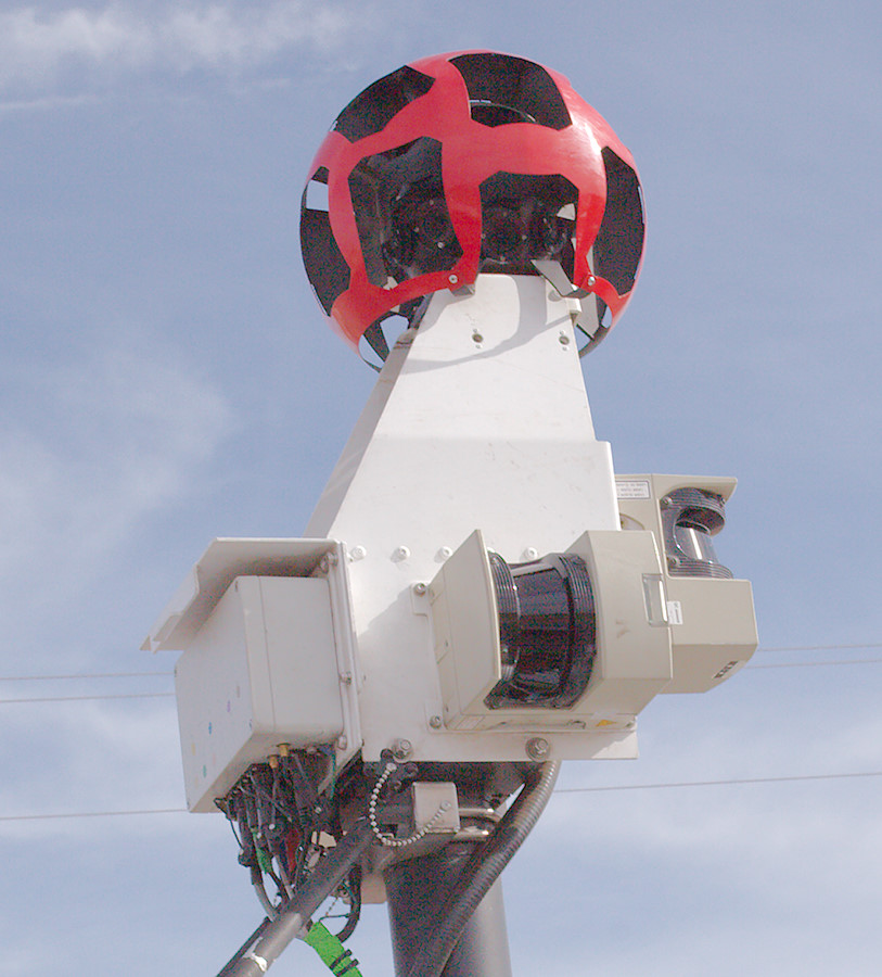 close-up of StreetView pod on car that passed us