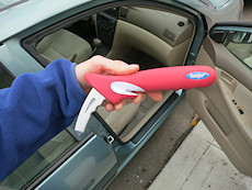cool tool - Handybar, helsp you get out of the car