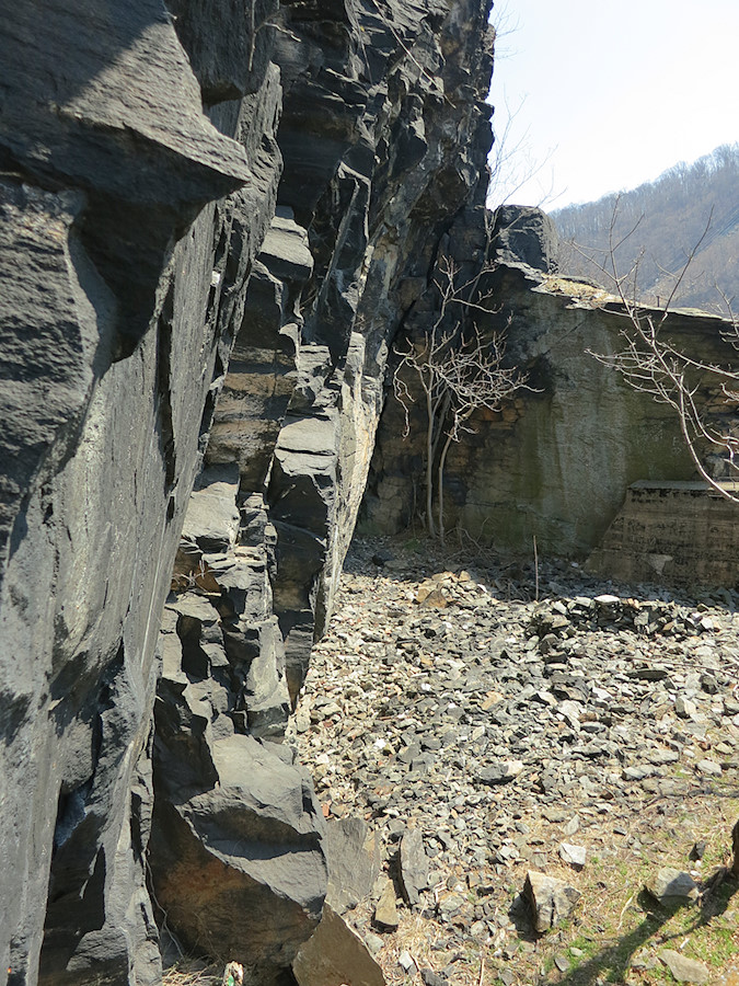 looking down in to the train tunnel wall area