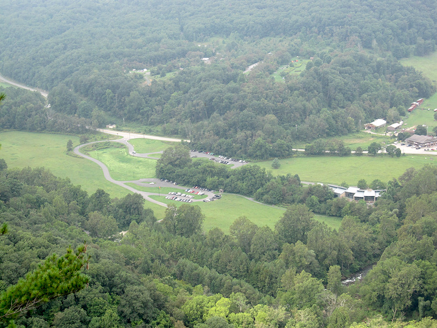 we were the first car in the lot at ~0646, in this photo there are 46 cars in the lower lot