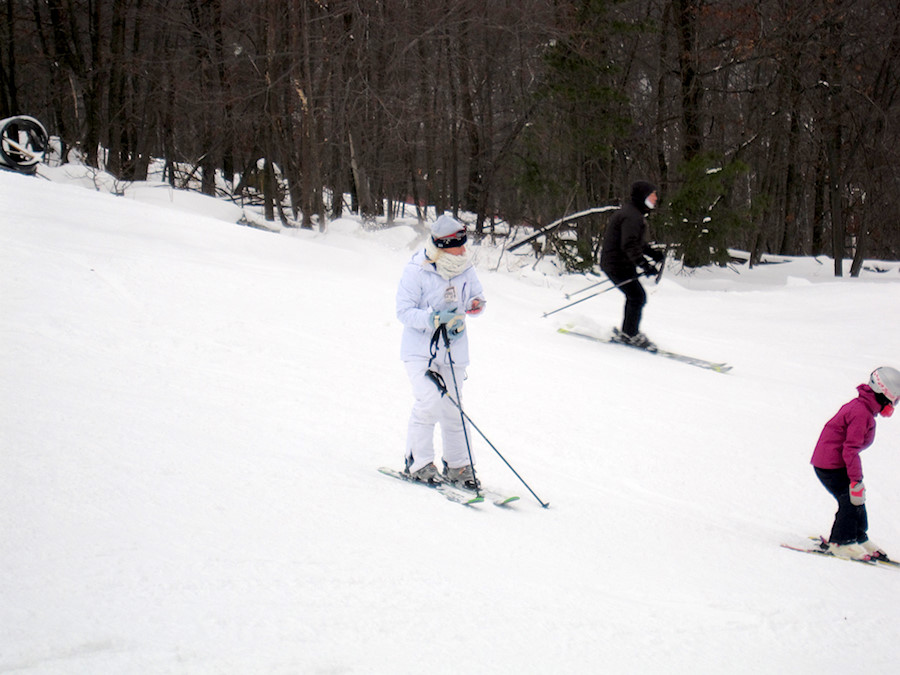 oh, I know, I'll stop in the MIDDLE of the trail in my snow-white outfit and pull out my phone to take a call.