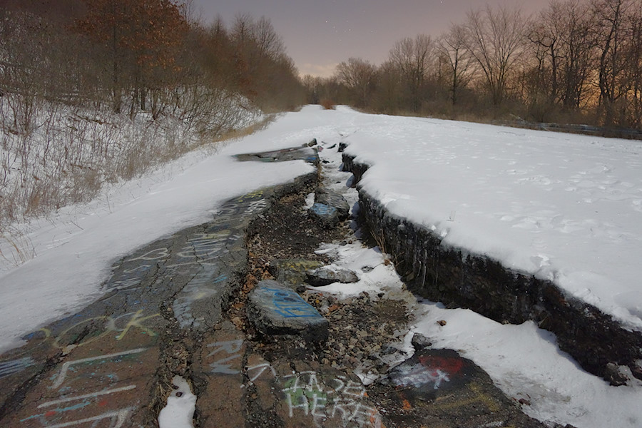 fissure in old Rt 61, Central, PA