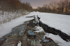 fissure in old Rt 61, Central, PA