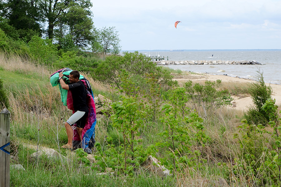 kite lost a hose, but will be repaired