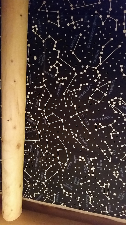 the bottom bunk bed I got had stars  above me