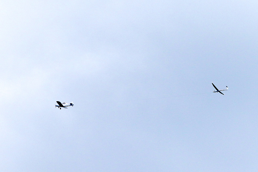 Pawnee tow plane and glider out of Front Royal