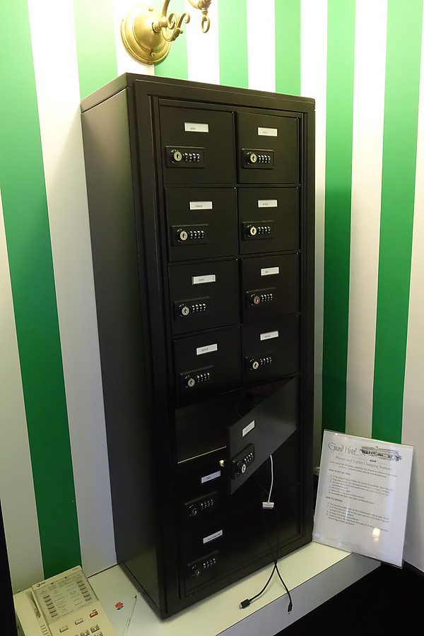 phone charging lockers