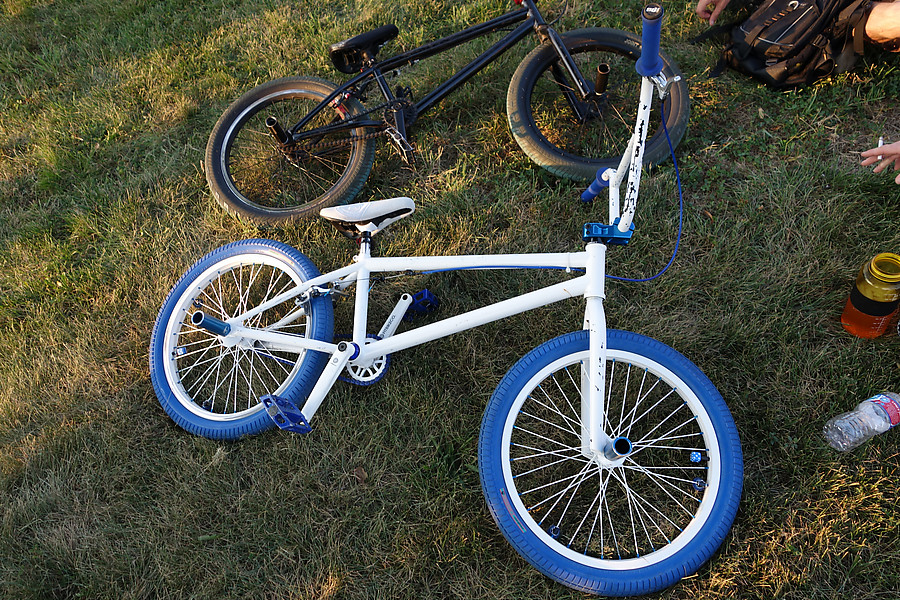 nice giant bmx bike for a 6'5