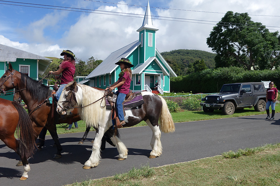 Waimea's Paniolo parade Ho'olaule'a