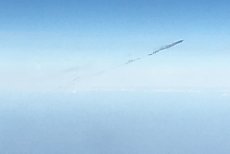 cross-view in to contrail