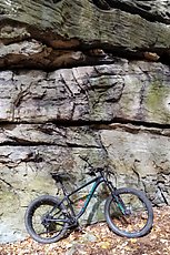 cool bouldering along McCune trail
