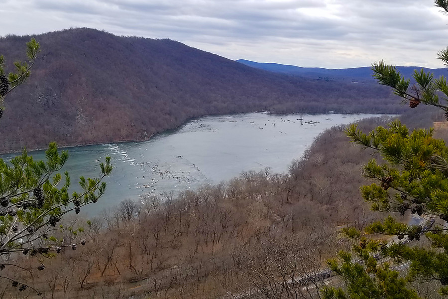 view from Weaverton Rocks